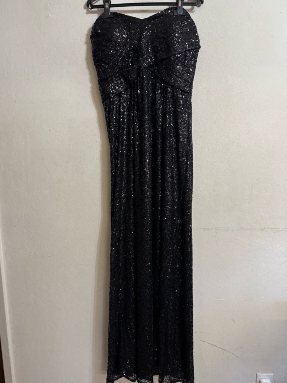 NIGHTWAY Strapless Black Sequin Evening Gown Size 6 NWOT ! NEVER WORN